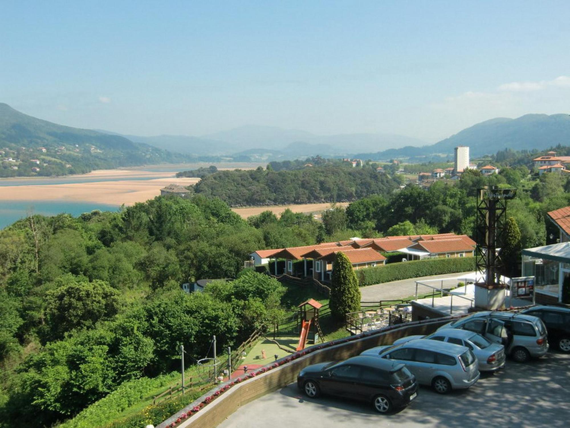 Portuondo Parking Gratuito 2* Mundaka