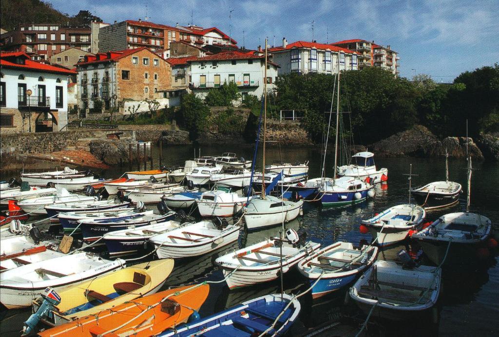 Vakantiepark Portuondo Parking Gratuito Mundaka